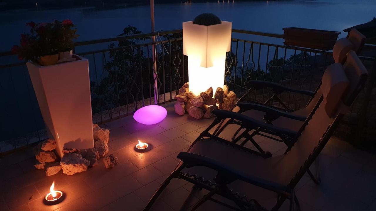 La Terrazza Sul Lago Turano Castel di Tora Ngoại thất bức ảnh