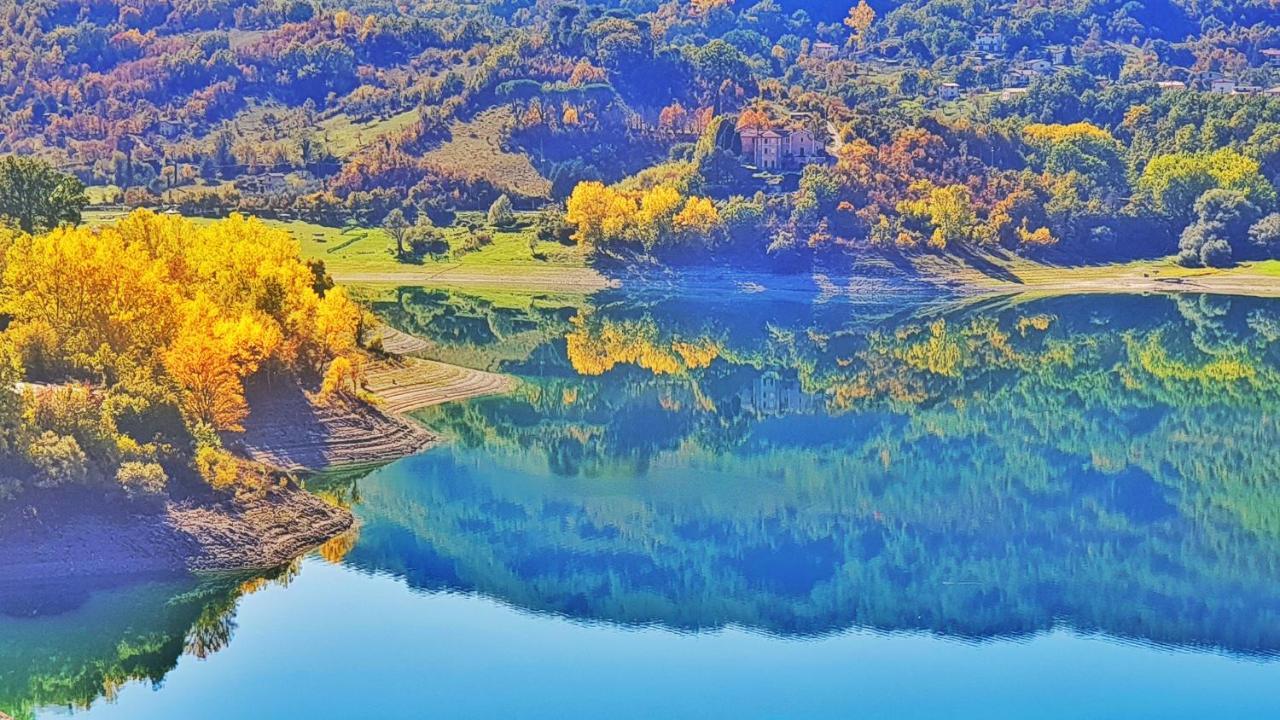 La Terrazza Sul Lago Turano Castel di Tora Ngoại thất bức ảnh