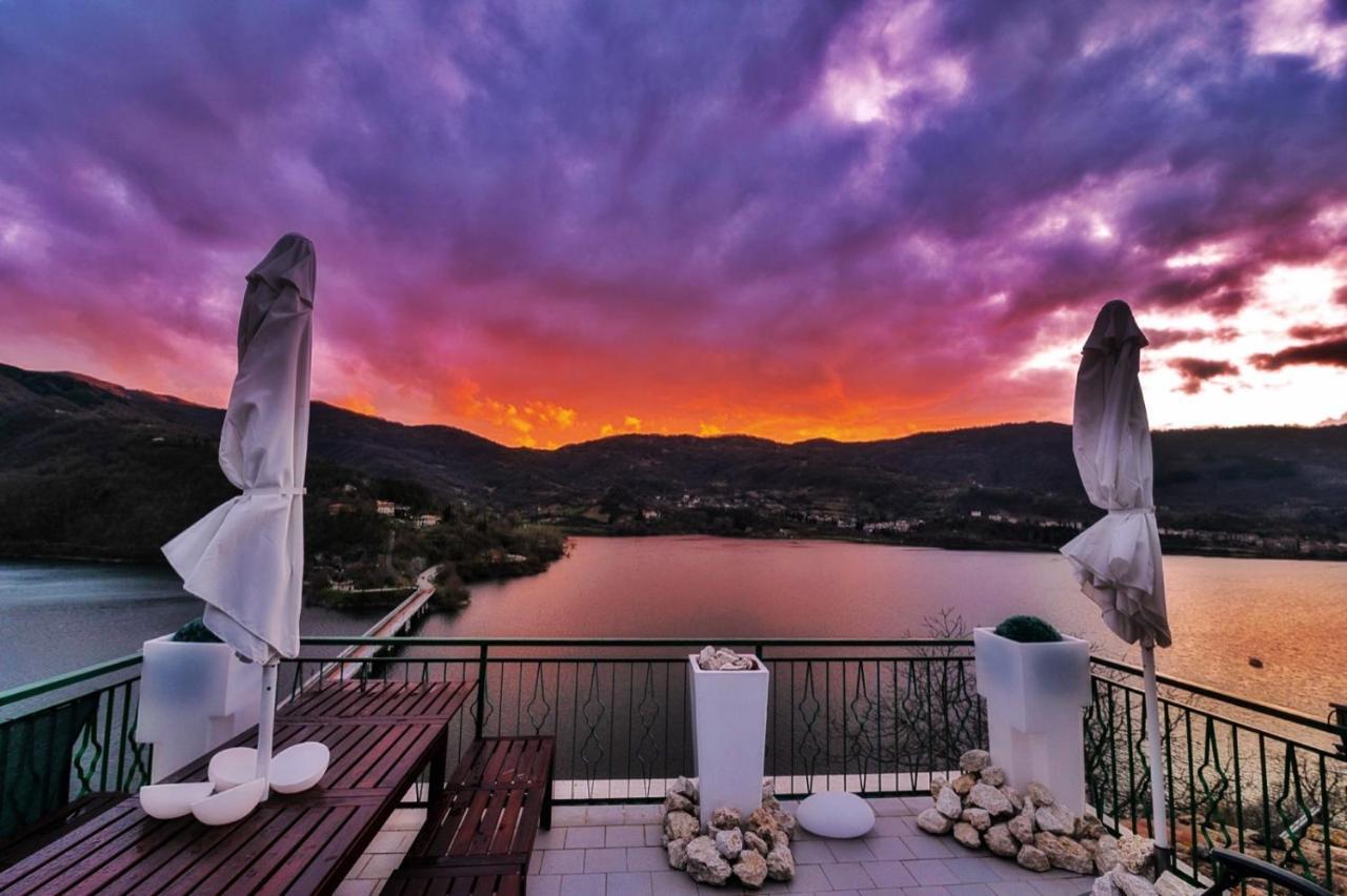 La Terrazza Sul Lago Turano Castel di Tora Ngoại thất bức ảnh