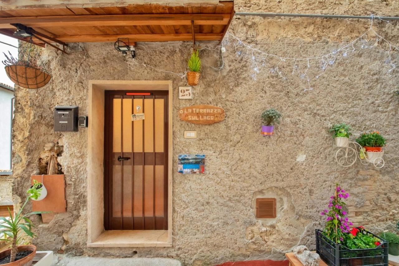 La Terrazza Sul Lago Turano Castel di Tora Ngoại thất bức ảnh